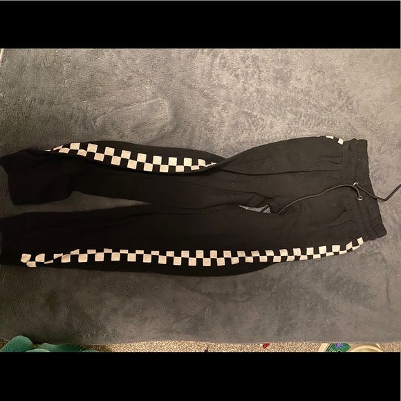 clothes!! - Picture 2 of 8